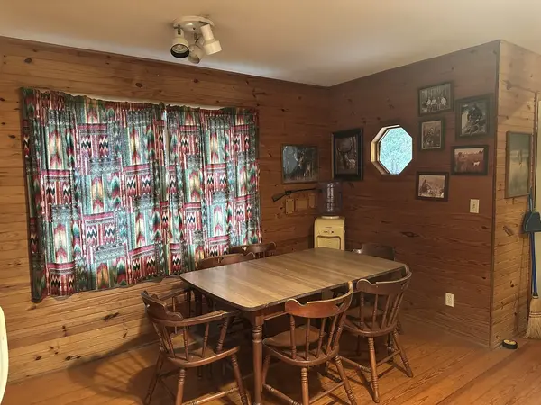 153 Rock Creek RD, Cave In Rock, IL 62919