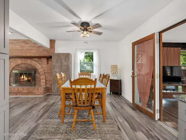 29W255 Lester ST, West Chicago, IL 60185
