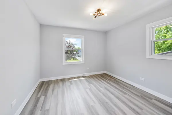 8920 Fairway DR, Orland Park, IL 60462