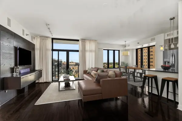 3232 N Halsted ST #D812, Chicago, IL 60657