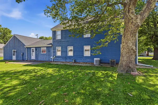 415 S Spruce ST, Arthur, IL 61911