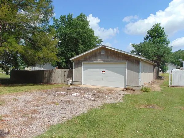 107 W Chestnut ST, Campbell Hill, IL 62916