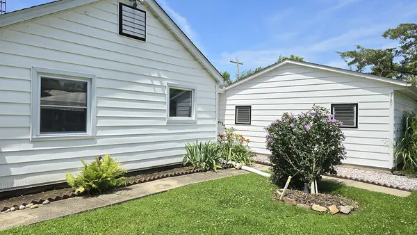 2769 Old 51 RD, Sandoval, IL 62882