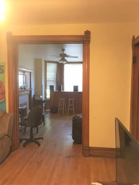 2337 N Bosworth AVE #1, Chicago, IL 60614