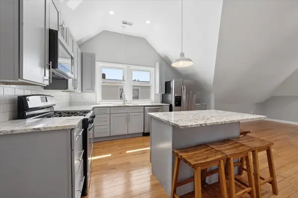 4928 W Eddy ST #2, Chicago, IL 60641
