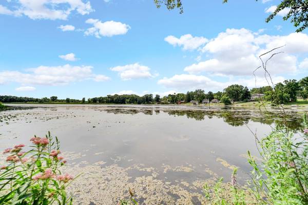 42034 N East RD, Antioch, IL 60002