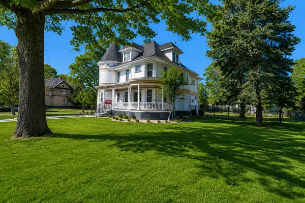 405 E Peru ST, Princeton, IL 61356
