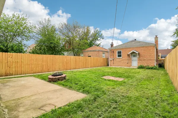 1107 W 101st ST, Chicago, IL 60643