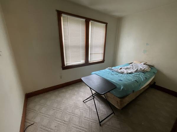 213 Maple ST, Odin, IL 62870