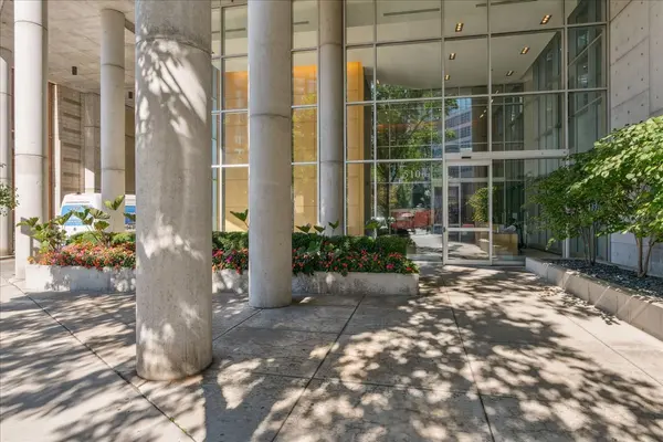 510 W Erie ST #805, Chicago, IL 60654