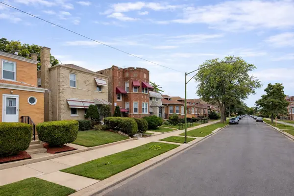 8017 S Hermitage AVE, Chicago, IL 60620