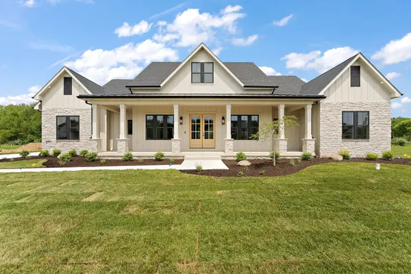 493 Stonebridge Pkwy, Valparaiso, IN 46383