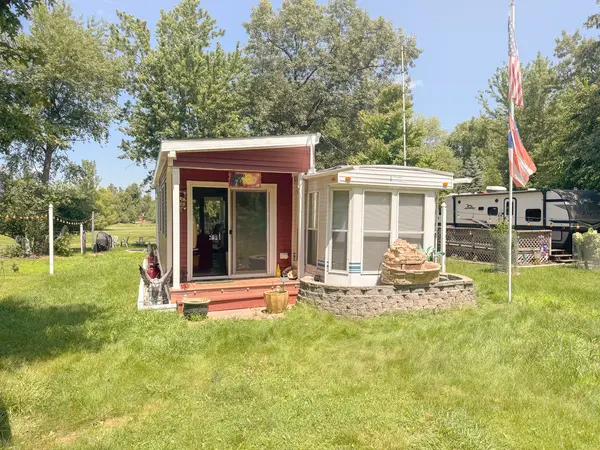 25/152 Woodhaven, Sublette, IL 61367