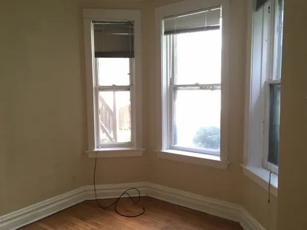 3246 N SEMINARY AVE #1R, Chicago, IL 60657