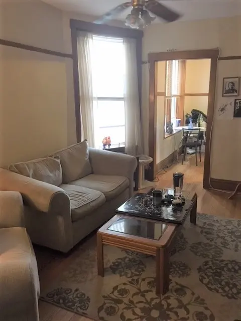1042 W George ST #1R, Chicago, IL 60657