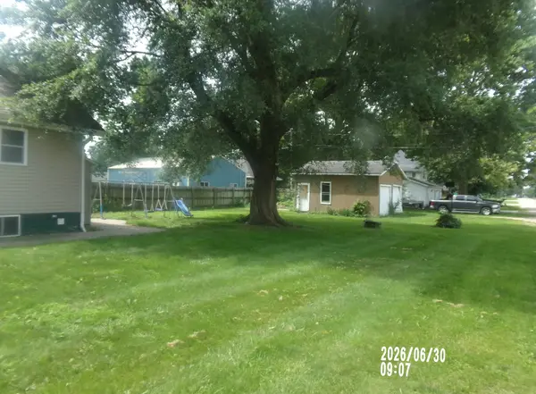 215 1st AVE, Lyndon, IL 61261