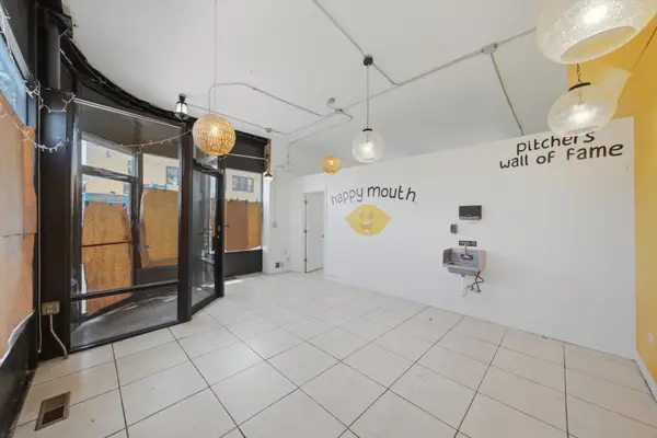 3901 W Fullerton AVE, Chicago, IL 60647
