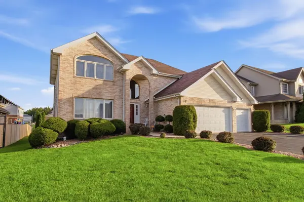 1249 W PARLIAMENT ST, Crete, IL 60417