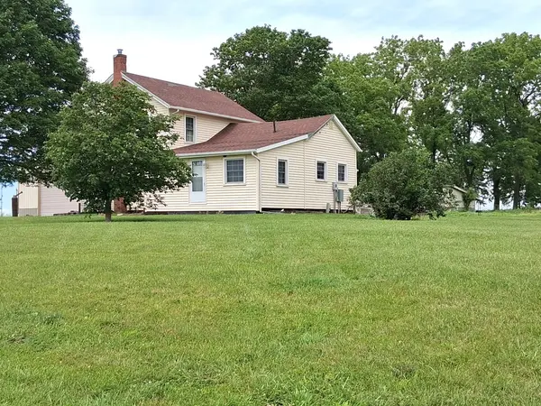 21980 N 800 AVE, Kewanee, IL 61443