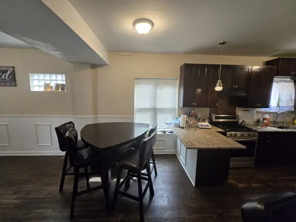 316 S 10th AVE, Maywood, IL 60153