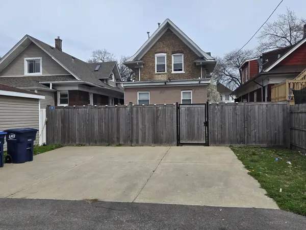316 S 10th AVE, Maywood, IL 60153