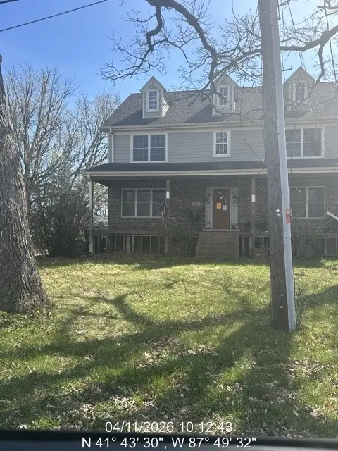 9123 S 83rd AVE, Hickory Hills, IL 60457
