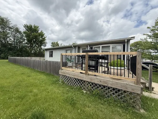 609 TANGLEWOOD RD, Matteson, IL 60443