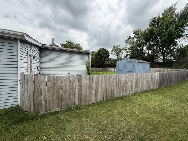 609 TANGLEWOOD RD, Matteson, IL 60443