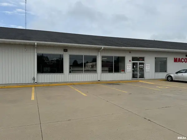 1215 W JACKSON ST, Macomb, IL 61455