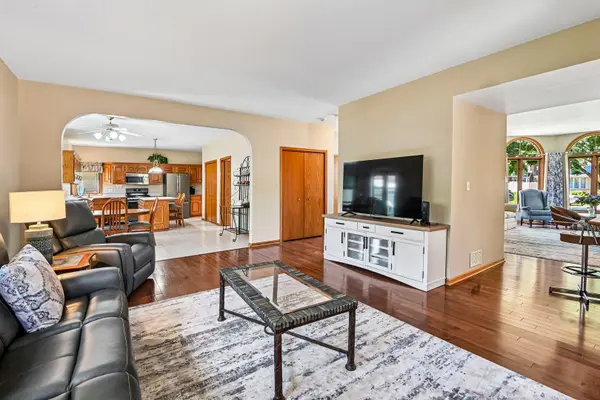 9237 Kedvale AVE, Oak Lawn, IL 60453