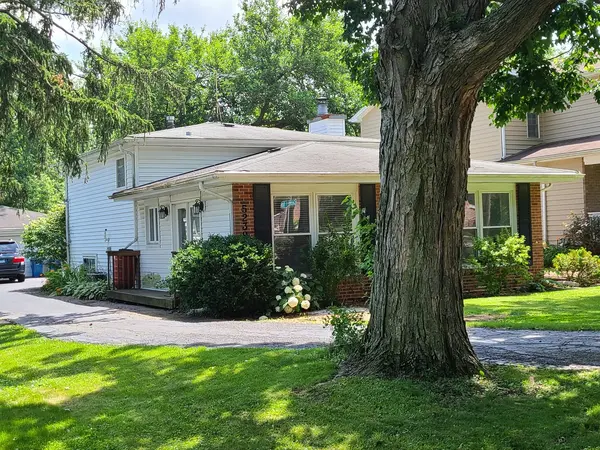 5239 Cumnor RD, Downers Grove, IL 60515