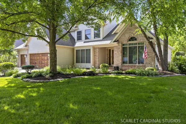 540 Fieldcrest DR, West Chicago, IL 60185