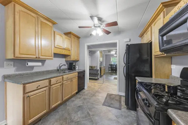 809 E Miner ST #1B, Arlington Heights, IL 60004
