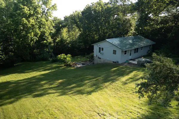 421 E Il State Route 351, Oglesby, IL 61348