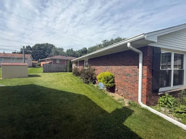 442 31st AVE, East Moline, IL 61244