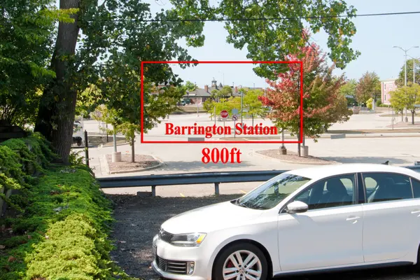 148 S Northwest HWY #6, Barrington, IL 60010