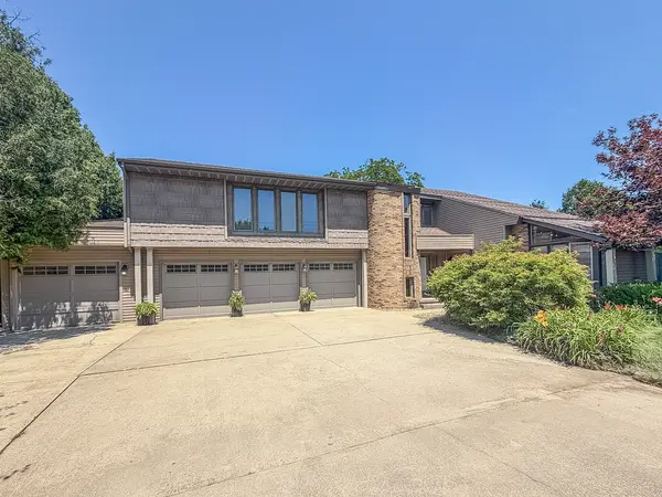 1171 Gloria CT, Monticello, IL 61856