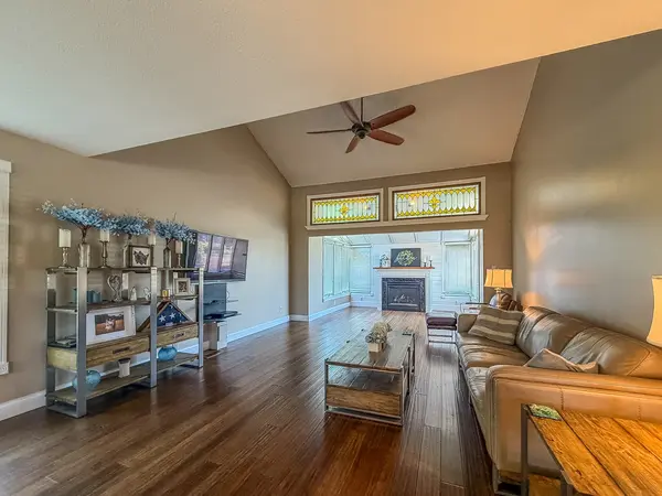 1171 Gloria CT, Monticello, IL 61856