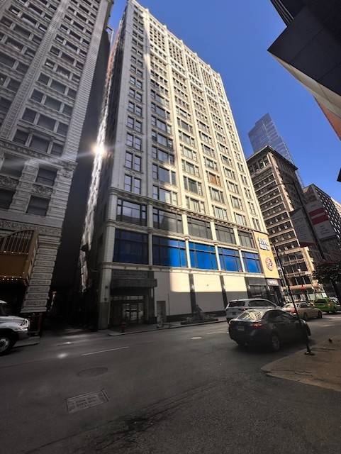 8 W Monroe ST #808, Chicago, IL 60603