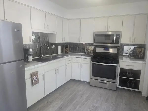 10425 S Hale AVE #1C, Chicago, IL 60643
