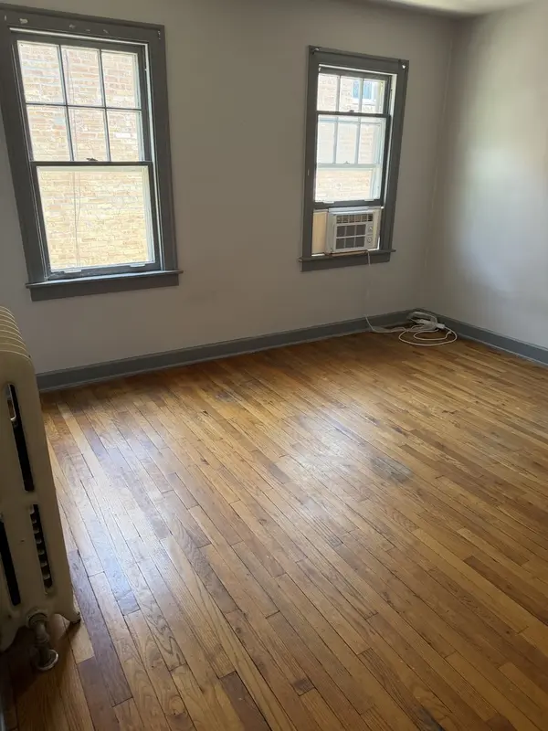 430 W Virginia ST #1, Crystal Lake, IL 60014