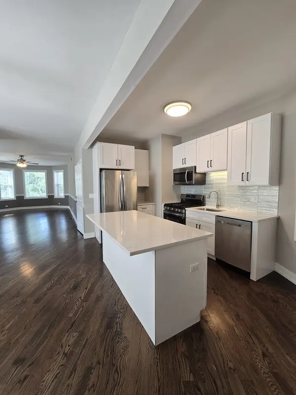 1847 W Garfield BLVD #1, Chicago, IL 60636