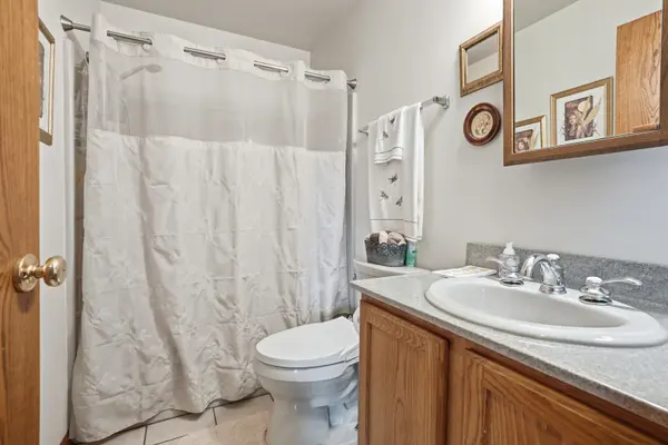 28050 S Klemme RD, Beecher, IL 60401