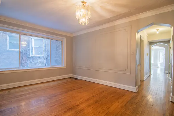 7841 S kingston AVE #1, Chicago, IL 60649