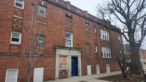 4355 W Le Moyne ST, Chicago, IL 60651