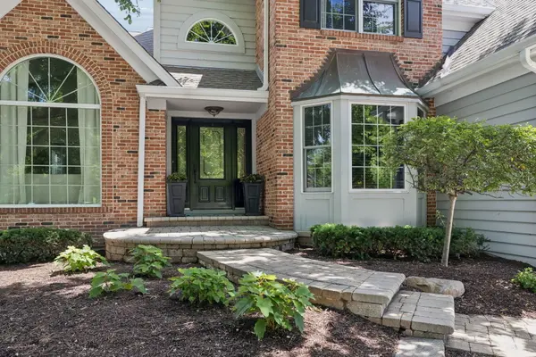 5401 Challen PL, Downers Grove, IL 60515