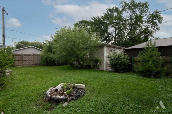 8241 Sayre AVE, Burbank, IL 60459