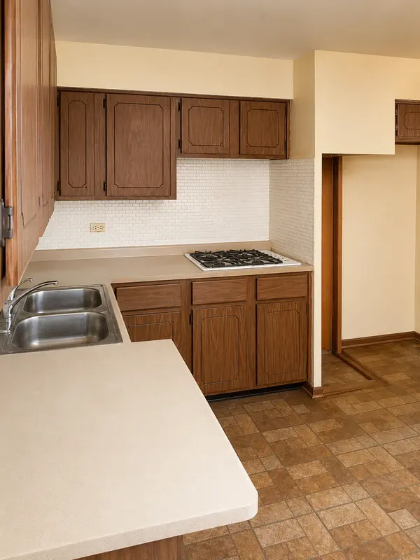358 Yates AVE, Calumet City, IL 60409