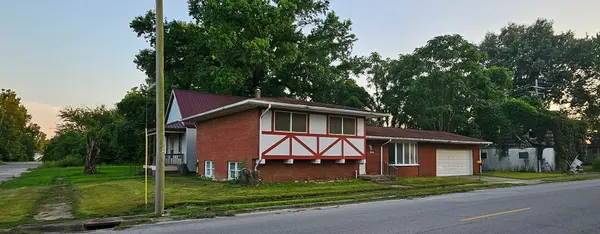 213 Sycamore ST, Mounds, IL 62964
