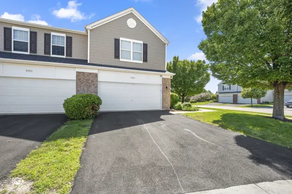 202 Portage LN #D, Yorkville, IL 60560